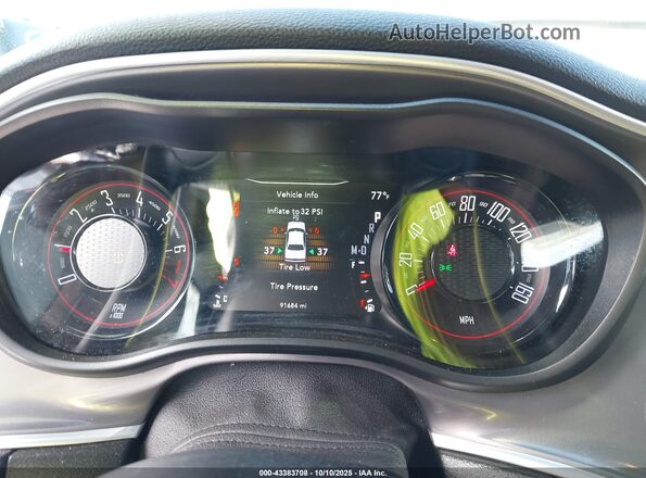 2C3CDZAG8LH173965 2020 DODGE CHALLENGER Зеленый Вид задних сидений