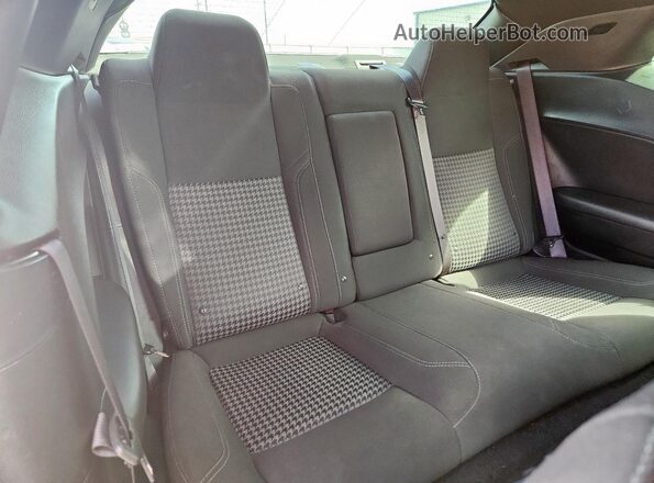 2C3CDZAG8MH543202 2021 DODGE CHALLENGER Gray Vista de los asientos traseros