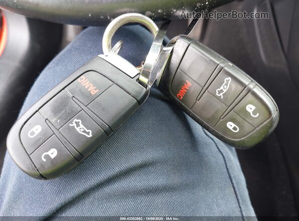 2C3CDZAGXNH140324 2022 DODGE CHALLENGER Оранжевый Вид панели приборов