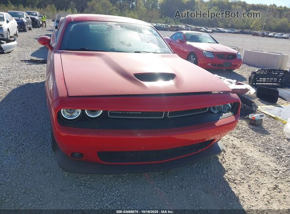 2C3CDZBT4LH118649 2020 DODGE CHALLENGER Red Front view