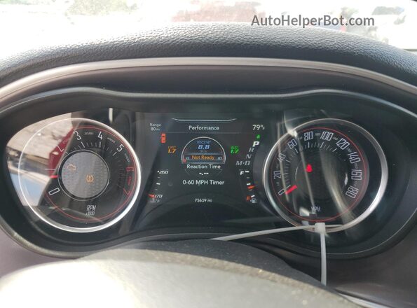 2C3CDZFJ4LH103979 2020 DODGE CHALLENGER Burgundy ხელსაწყოთა პანელის ხედი