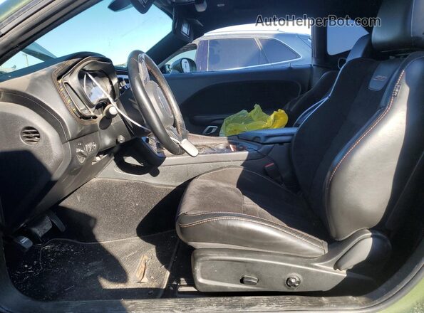 2C3CDZFJ9LH179603 2020 DODGE CHALLENGER Green Vista interior delantera