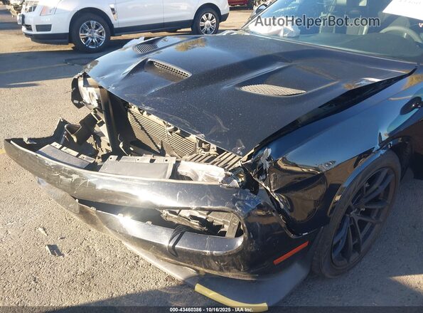 2C3CDZFJ9LH218979 2020 DODGE CHALLENGER Black 