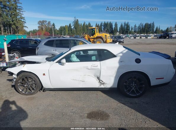 2C3CDZFJ9LH250377 2020 DODGE CHALLENGER Белый Панорамный вид салона 360°