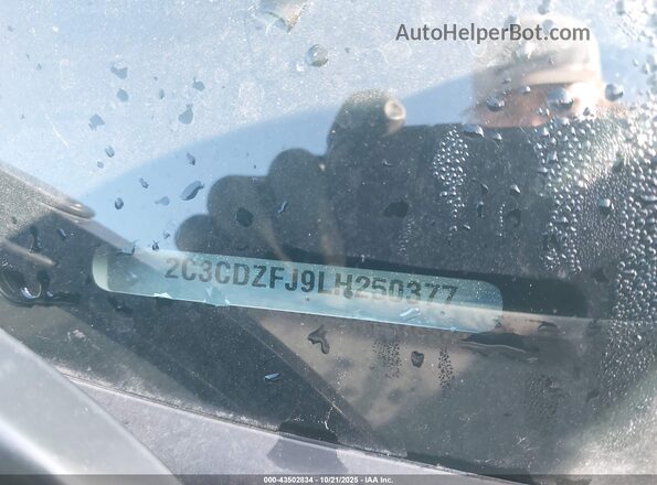 2C3CDZFJ9LH250377 2020 DODGE CHALLENGER Белый Вид подкапотного пространства