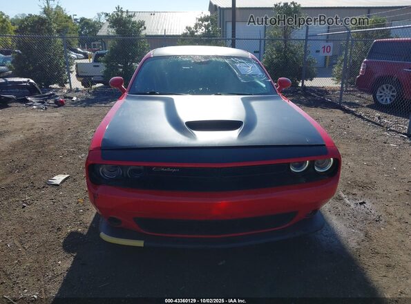 2C3CDZFJXLH104036 2020 DODGE CHALLENGER Red Widok zestawu wskaźników