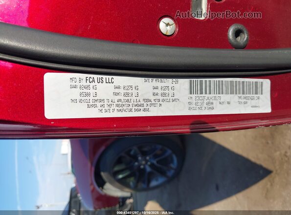 2C3CDZFJXLH135173 2020 DODGE CHALLENGER Красный Вид подкапотного пространства