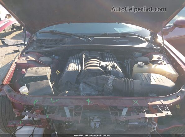 2C3CDZFJXLH135173 2020 DODGE CHALLENGER Красный Вид сзади