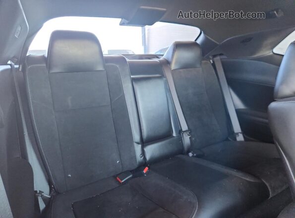 2C3CDZFJXLH165385 2020 DODGE CHALLENGER Оранжевый Вид задних сидений