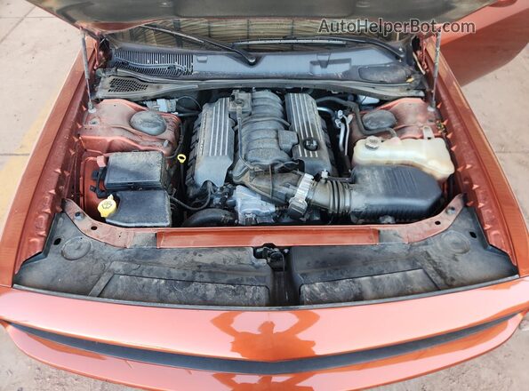 2C3CDZFJXLH165385 2020 DODGE CHALLENGER Оранжевый Вид задней части салона