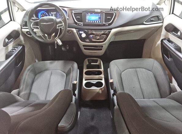 2C4RC1AG7JR274691 2018 CHRYSLER PACIFICA White 