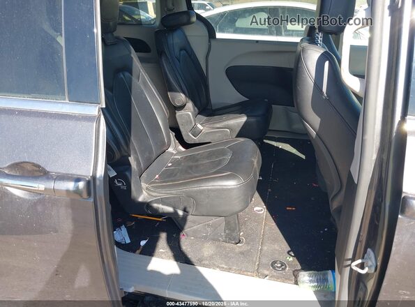 2C4RC1BG0LR285811 2020 CHRYSLER PACIFICA Gray Вид салону спереду