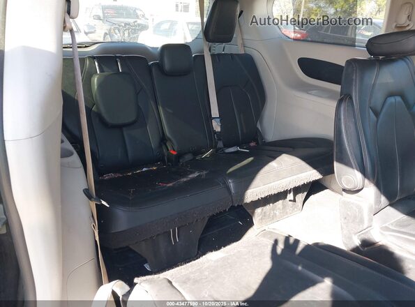 2C4RC1BG0LR285811 2020 CHRYSLER PACIFICA Gray Вид наклейки з VIN-кодом