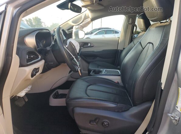 2C4RC1BG0MR589822 2021 CHRYSLER PACIFICA Silver 
