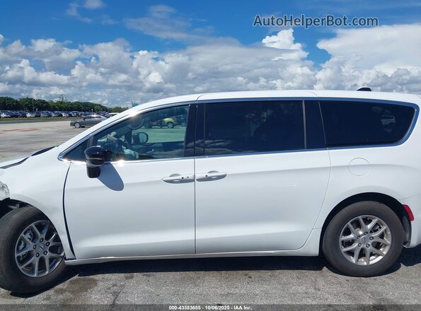 2C4RC1BG0SR545171 2025 CHRYSLER PACIFICA White Widok wnętrza 360 stopni