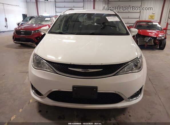 2C4RC1BG2LR112890 2020 CHRYSLER PACIFICA White Vista del cuadro de instrumentos