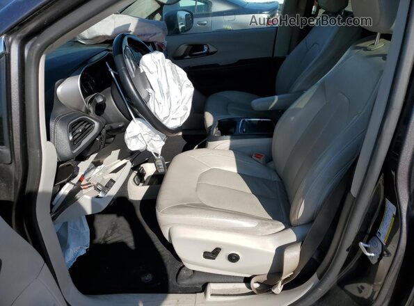 2C4RC1BG2MR525975 2021 CHRYSLER PACIFICA Gray Front interior view