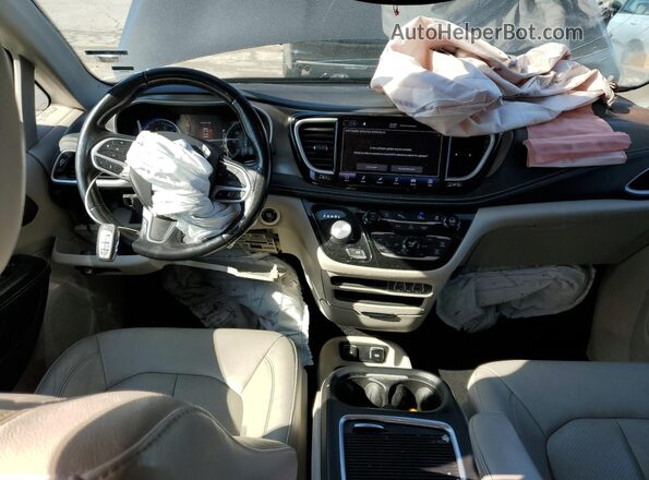 2C4RC1BG2MR525975 2021 CHRYSLER PACIFICA Gray Dashboard view