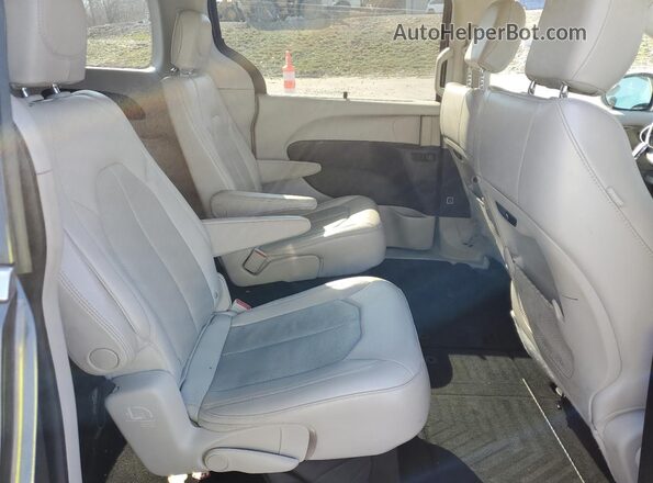 2C4RC1BG2MR525975 2021 CHRYSLER PACIFICA Gray Rear interior view