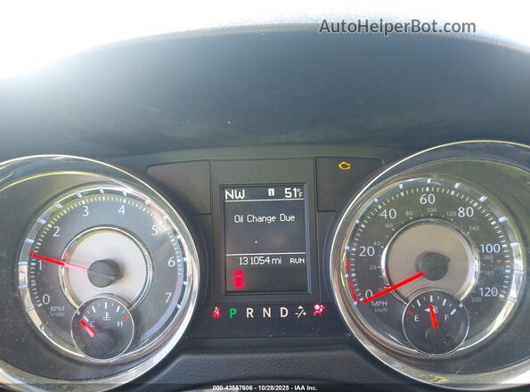 2C4RC1BG4GR297417 2016 CHRYSLER TOWN & COUNTRY Белый Вид задних сидений