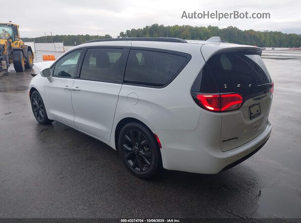 2C4RC1BG6LR245913 2020 CHRYSLER PACIFICA White Rear left