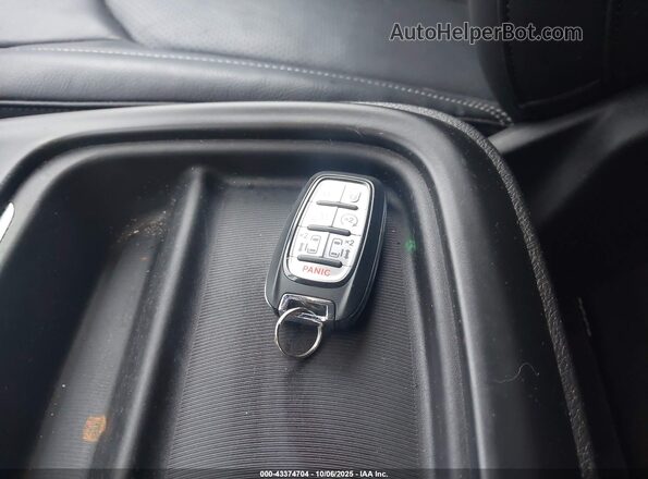 2C4RC1BG6LR245913 2020 CHRYSLER PACIFICA White Dashboard view