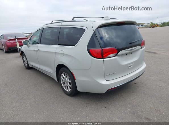 2C4RC1BG7LR204898 2020 CHRYSLER PACIFICA Cream Задня ліва чверть