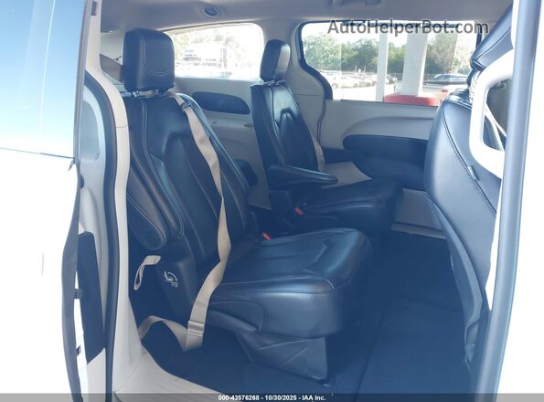 2C4RC1BG8PR535754 2023 CHRYSLER PACIFICA White VIN კოდის სტიკერის ხედი