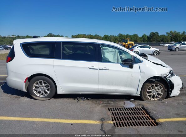 2C4RC1CG0SR551292 2025 CHRYSLER VOYAGER White Widok zestawu wskaźników