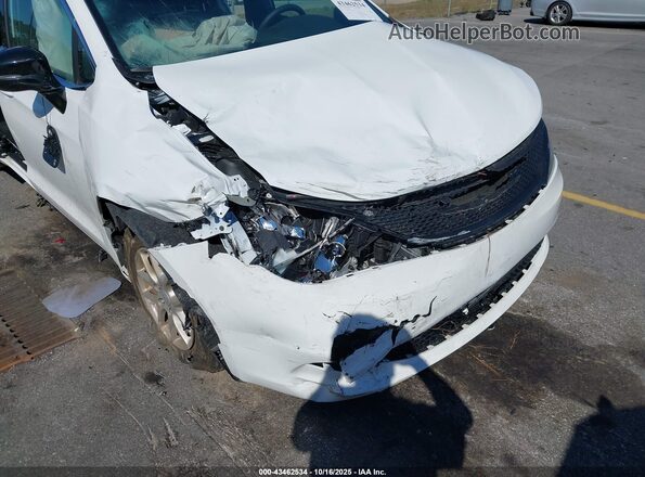 2C4RC1CG0SR551292 2025 CHRYSLER VOYAGER White Widok z przodu