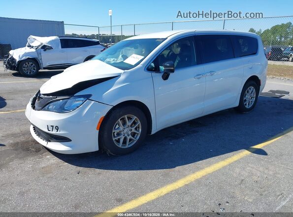 2C4RC1CG0SR551292 2025 CHRYSLER VOYAGER White Przód lewy