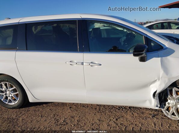 2C4RC1CG1SR583071 2025 CHRYSLER VOYAGER White Vista interior trasera