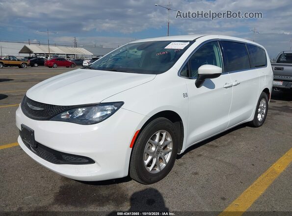 2C4RC1CG2PR574774 2023 CHRYSLER VOYAGER White Առջևի ձախ երեք քառորդ տեսարան