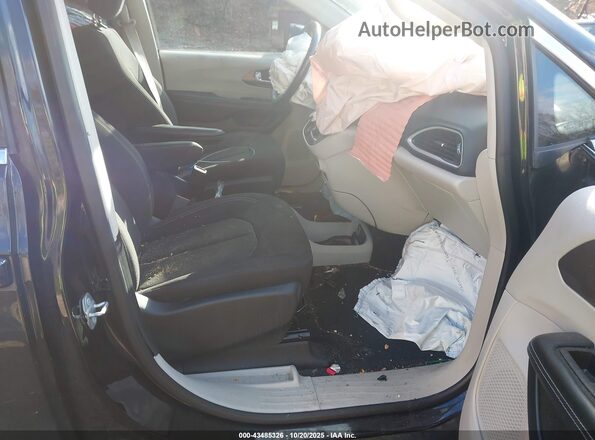 2C4RC1CG5NR218817 2022 CHRYSLER VOYAGER Gray Widok wnętrza z przodu