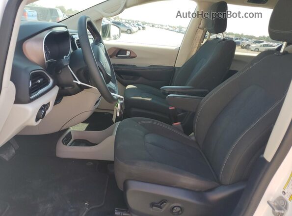 2C4RC1CG6RR176910 2024 CHRYSLER VOYAGER White Vista interior delantera
