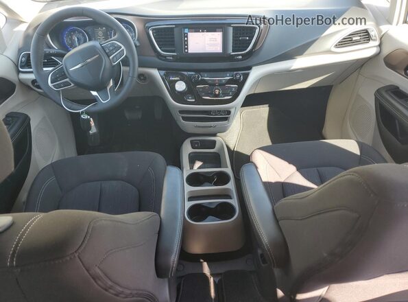 2C4RC1CG6RR176910 2024 CHRYSLER VOYAGER White Vista del salpicadero
