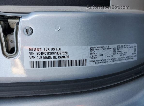 2C4RC1CG9PR597520 2023 CHRYSLER VOYAGER Silver 360 interior view