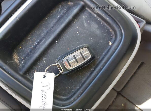 2C4RC1DG1LR156540 2020 CHRYSLER VOYAGER Black წინა პანელის ხედი