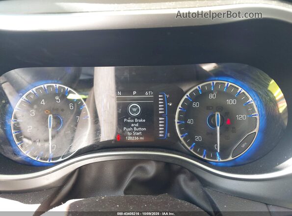 2C4RC1DG1LR156540 2020 CHRYSLER VOYAGER Black უკანა სავარძლების ხედი