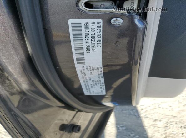 2C4RC1DG2LR262754 2020 CHRYSLER VOYAGER Серый 