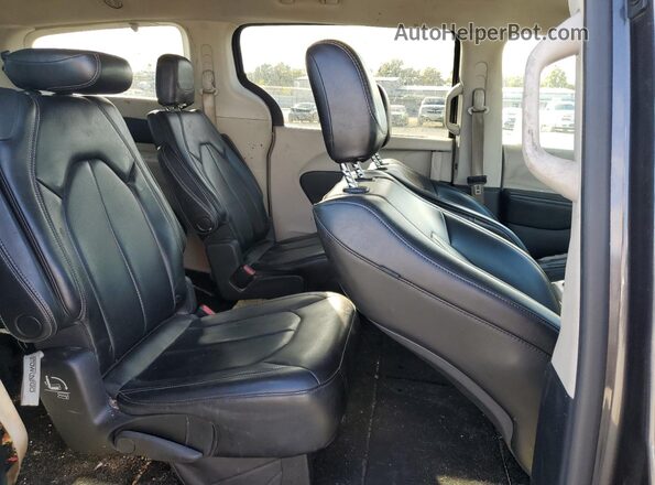 2C4RC1DG2LR262754 2020 CHRYSLER VOYAGER Серый 