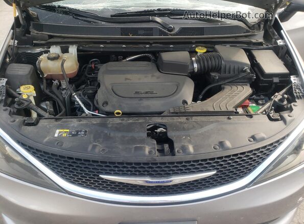 2C4RC1DG3LR257188 2020 CHRYSLER VOYAGER Серебряный 