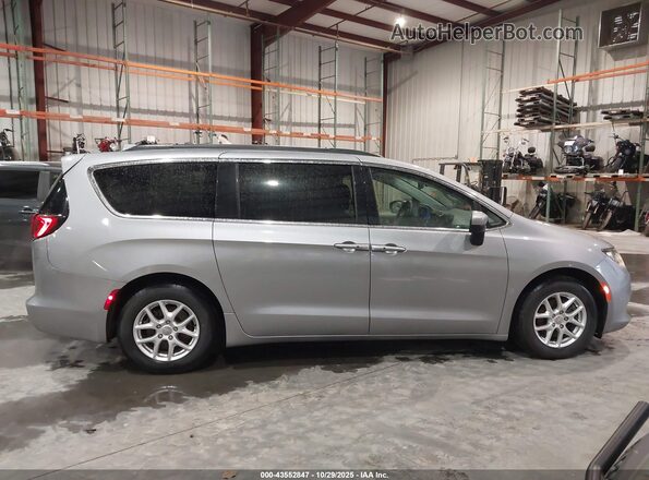 2C4RC1DG3LR264755 2020 CHRYSLER VOYAGER Silver 