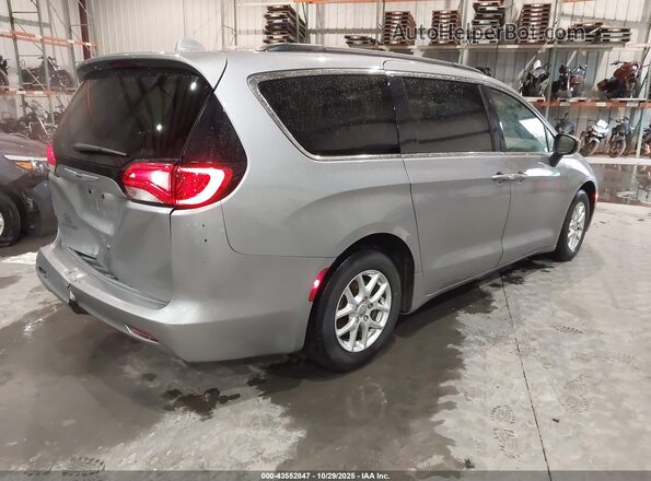 2C4RC1DG3LR264755 2020 CHRYSLER VOYAGER Silver 