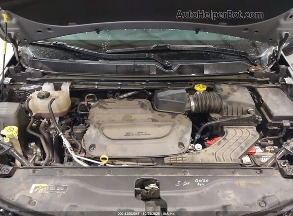 2C4RC1DG3LR264755 2020 CHRYSLER VOYAGER Silver 