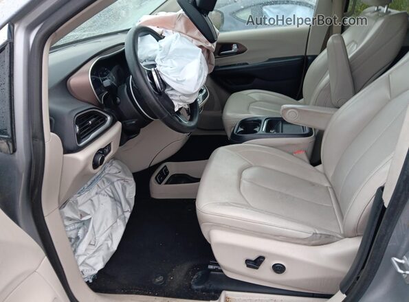 2C4RC1DG3MR520099 2021 CHRYSLER VOYAGER Silver 