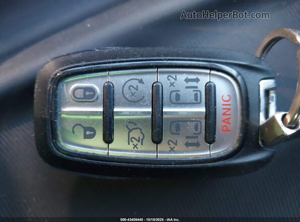 2C4RC1DG4LR156595 2020 CHRYSLER VOYAGER Black წინა პანელის ხედი
