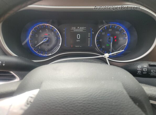 2C4RC1DG5MR549930 2021 CHRYSLER VOYAGER Charcoal Instrument cluster view