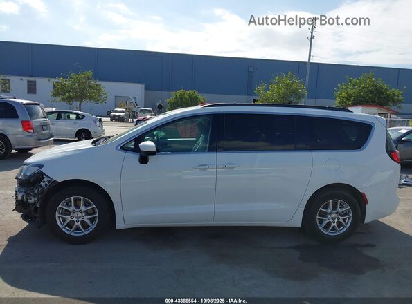 2C4RC1DG5MR551824 2021 CHRYSLER VOYAGER Белый 