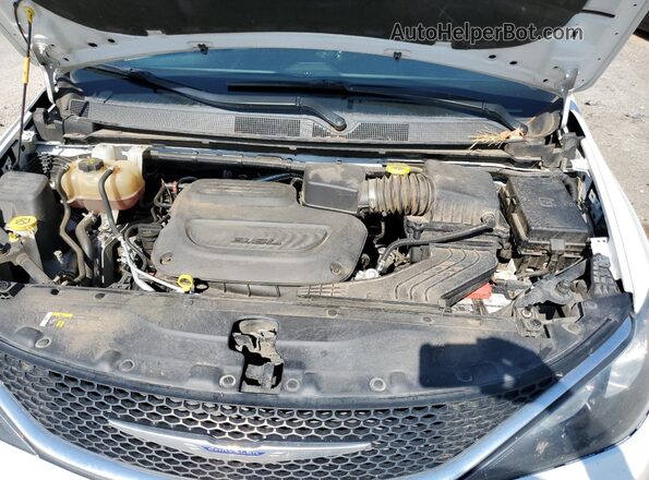 2C4RC1DG6LR182177 2020 CHRYSLER VOYAGER White Вид підкапотного простору